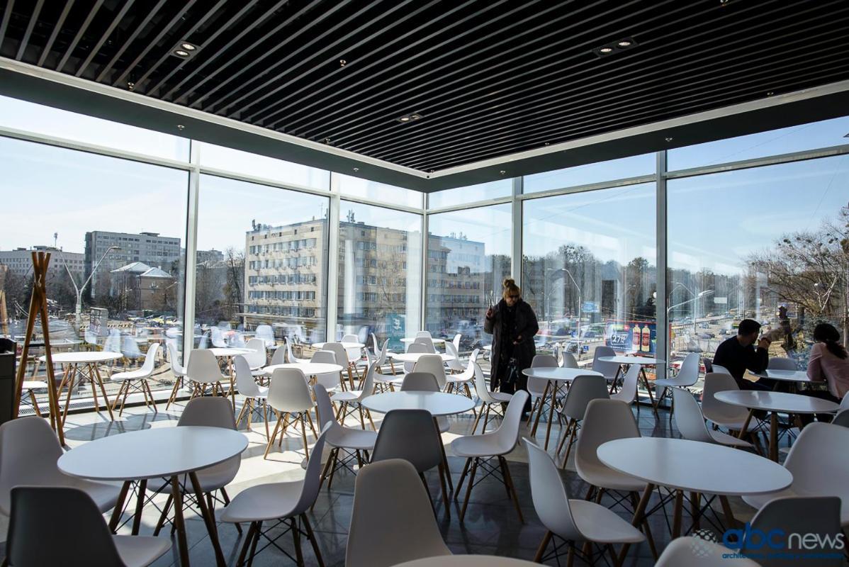 Apart Assistant On Smart Plaza Kiev Exterior foto