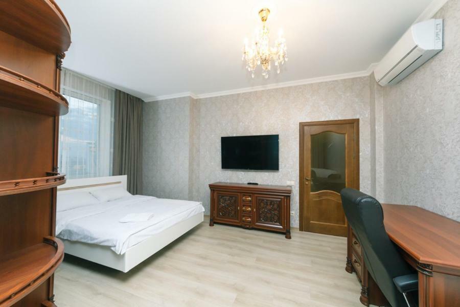 Apart Assistant On Smart Plaza Kiev Exterior foto